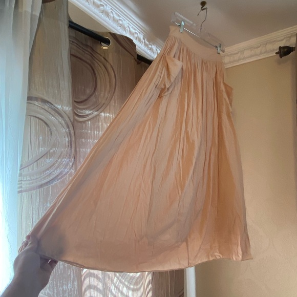 Line & Dot - Picture 4 of 5